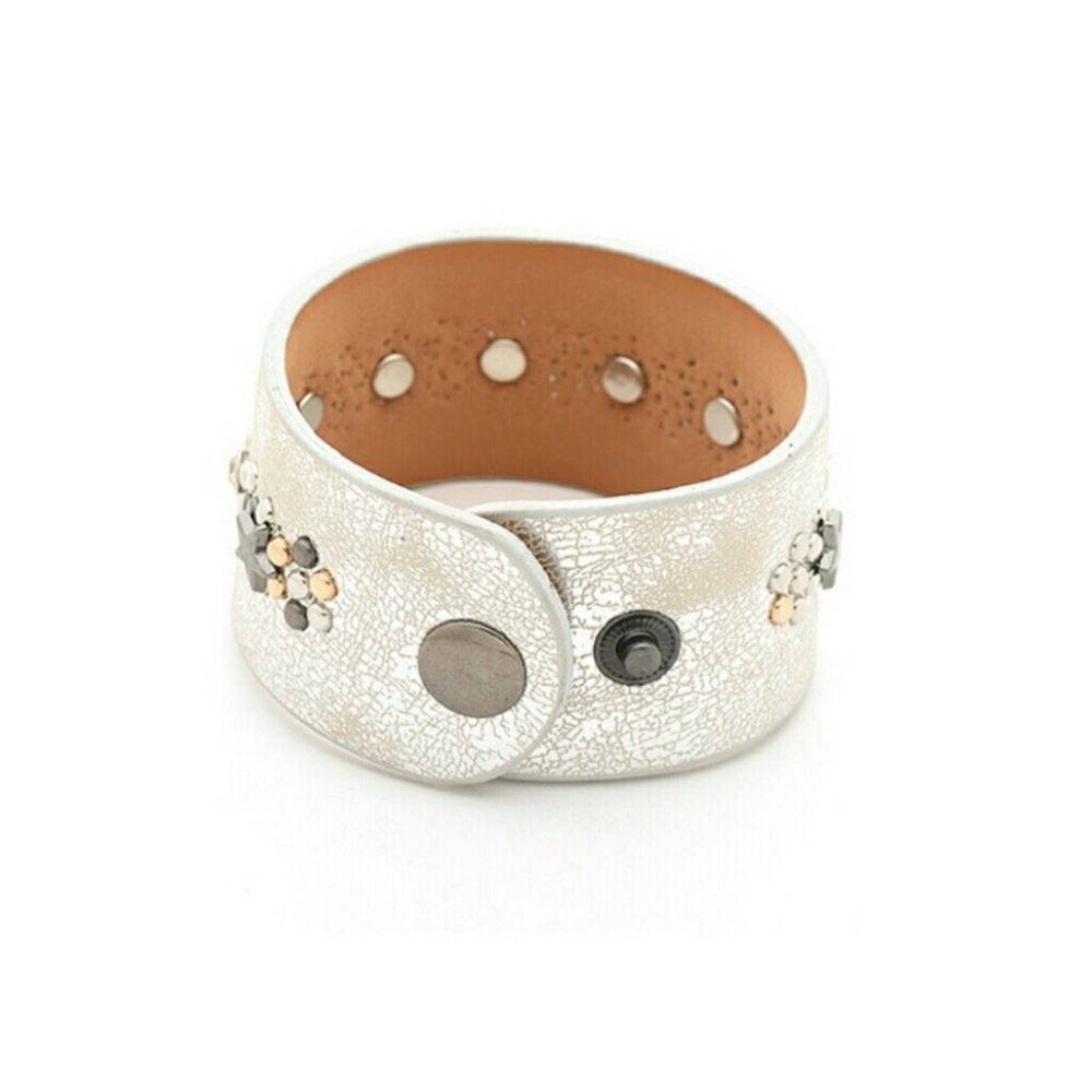 Closeout ▪️Artisan Made Silver inlay Leather Cuff - Picture 5 of 5